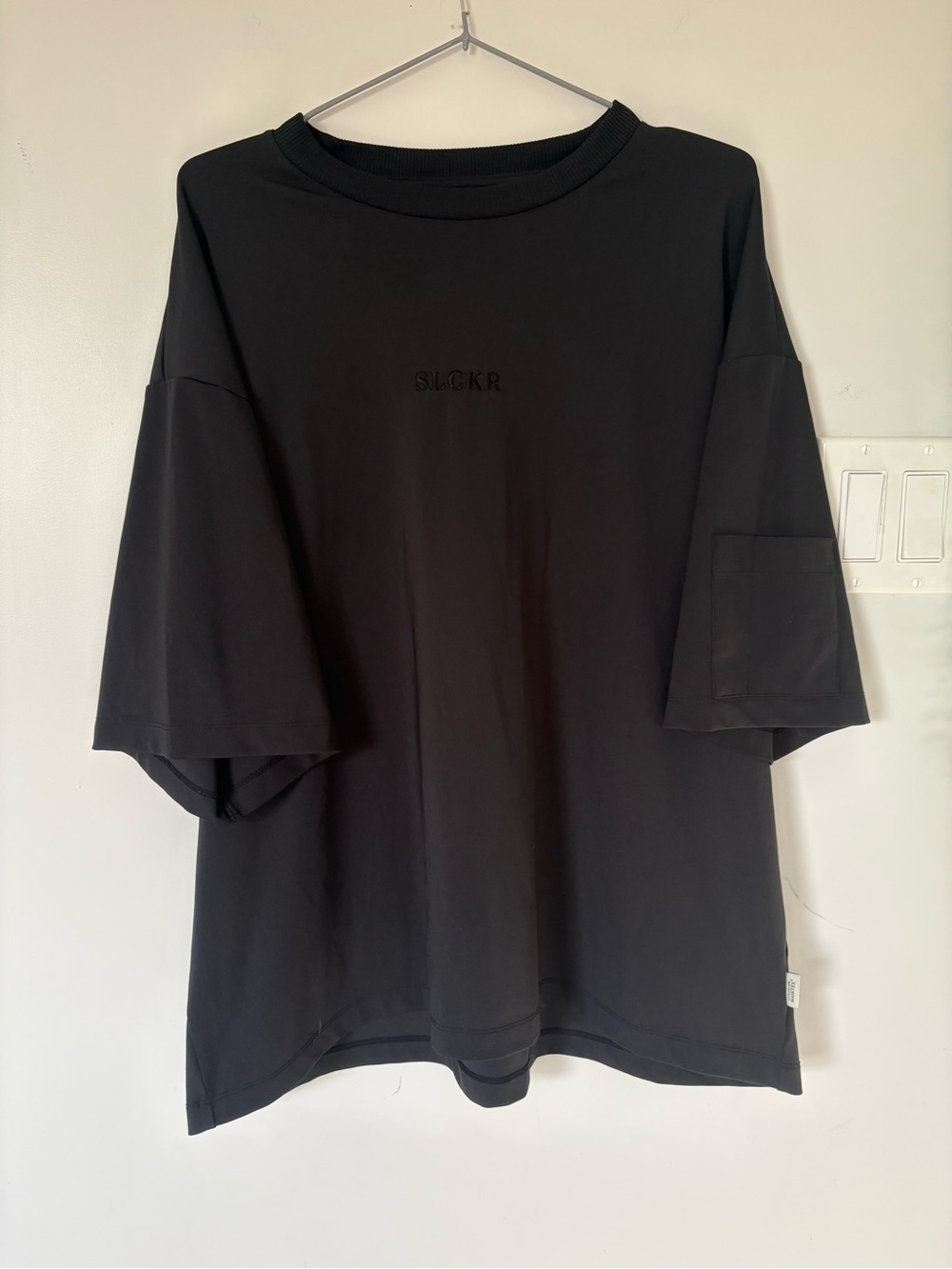 SLCKR The Shop Tee - Black Hair-Repellent Barber Stylist Shirt Mens XL - Unisex